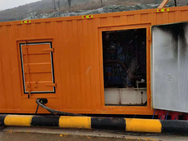 娄星发电机出租 柴油发电机组电压低报警怎么办？