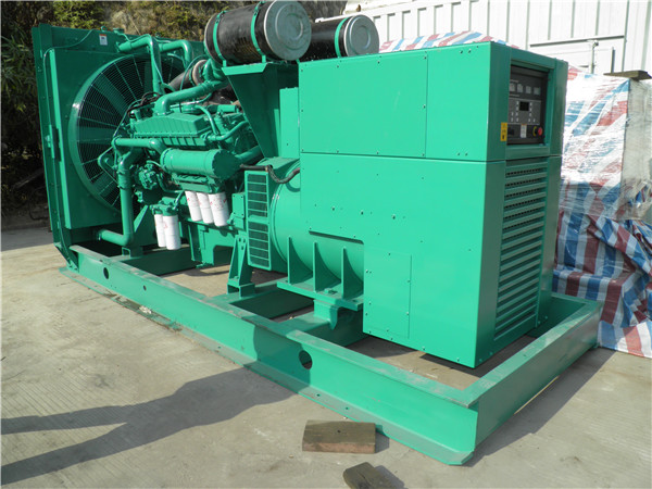 娄星发电车出租-柴油发电机散热器怎样散热