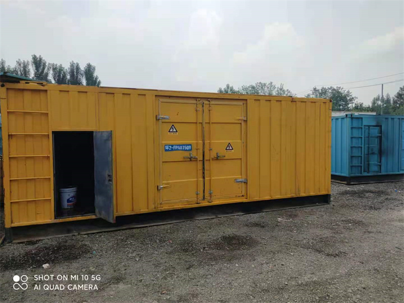 娄星200KW柴油发电机组需要配备什么型号的电缆线？