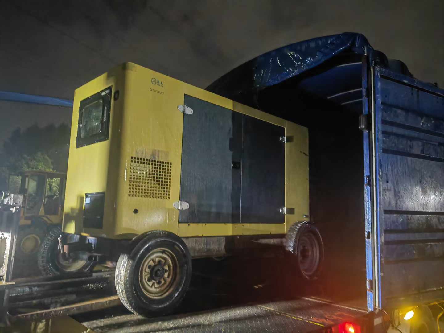 娄星如何根据负载特性选择合适的柴油发电机？