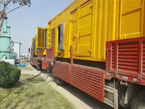 娄星发电机出租如何根据燃油压力判断燃油系统是否存在故障？