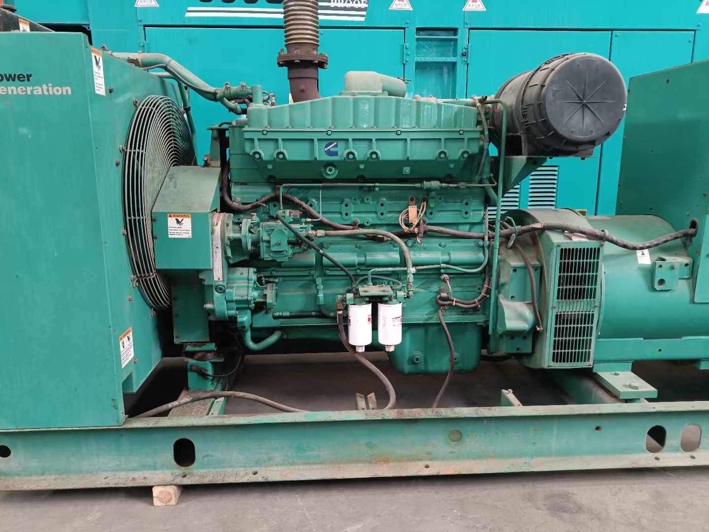 娄星过载会对 600kW 柴油发电机组造成哪些损害？