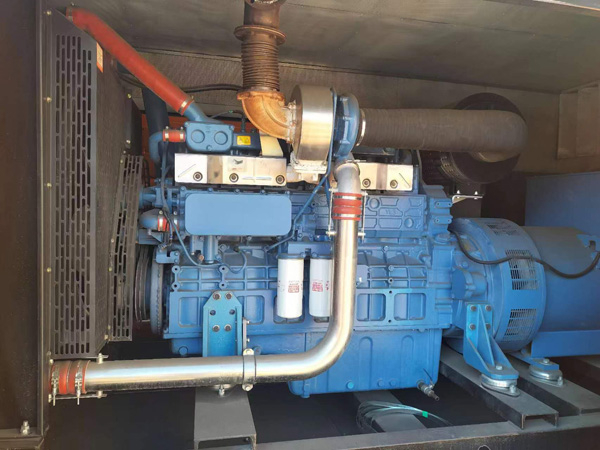 娄星柴油发电机组一般有几种电压输出？