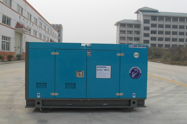 娄星发电机租赁发电机组的换季保养注意事项