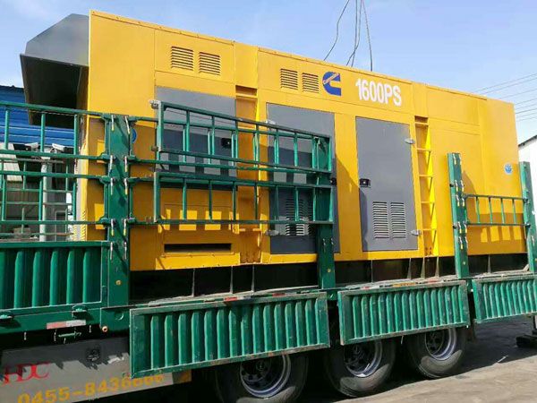 娄星测量水冷式机油散热器密封件尺寸时的注意事项有哪些？