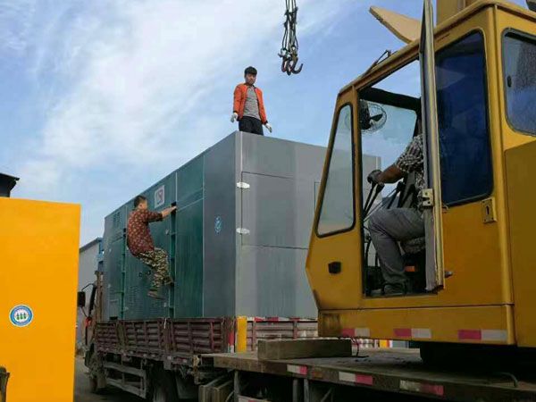 娄星更换水冷式机油散热器密封件的操作流程是怎样的？